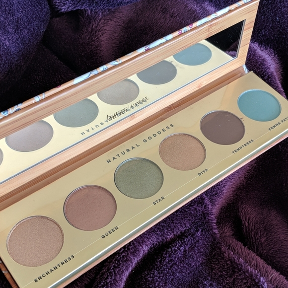 Butter London Eyeshadow - Picture 2 of 2